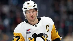 Sidney Crosby #87 of the Pittsburgh Penguins looks on during his 1,400th career NHL game in 2026.