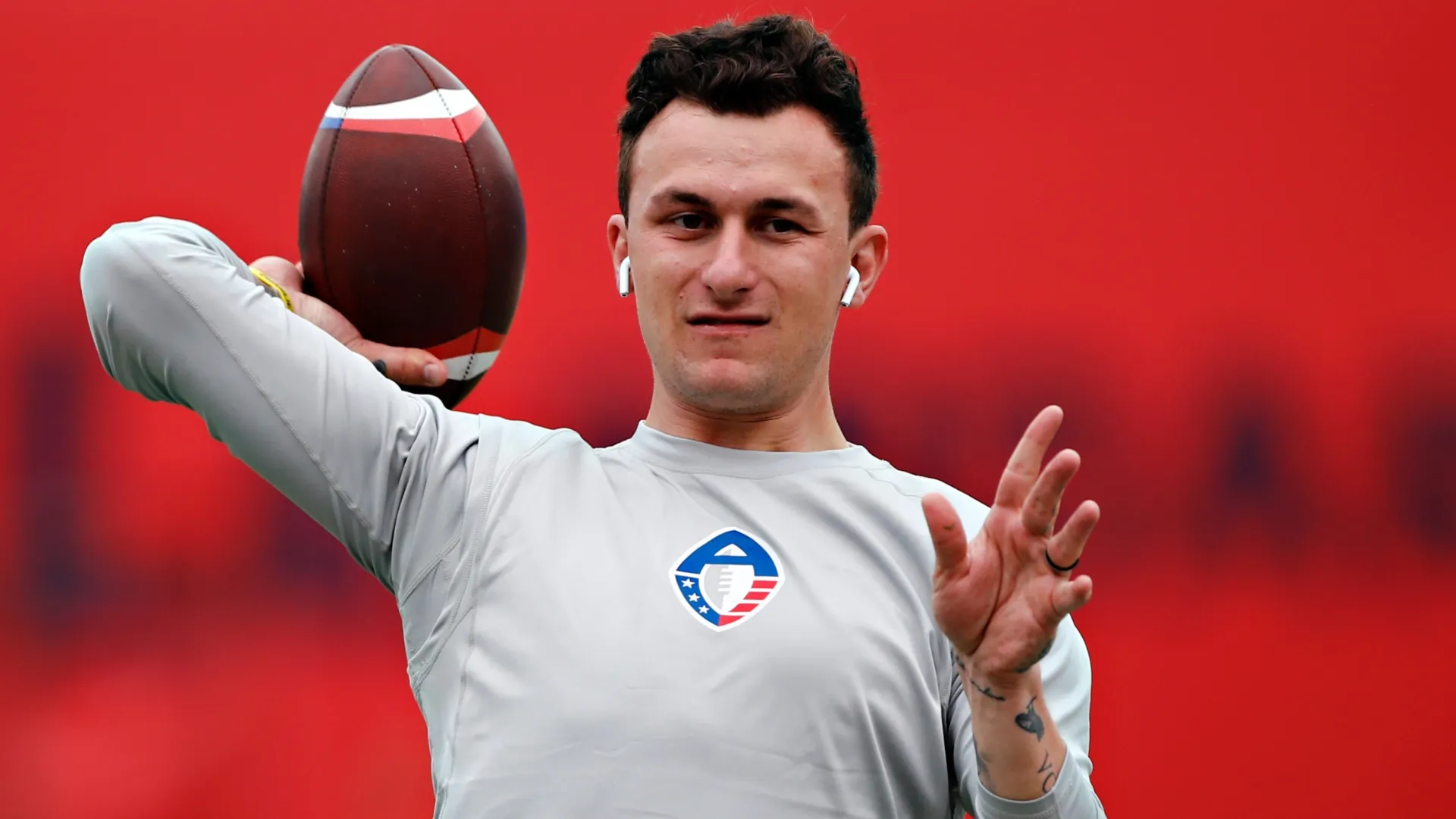 Johnny Manziel #2 of the Memphis Express