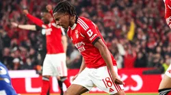 Leandro Barreiro scores the equalizer for Benfica.