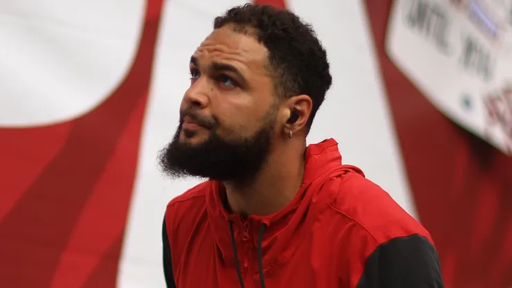 Mike Evans #13.