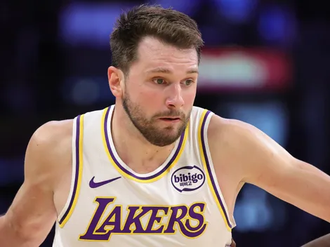 NBA fines Luka Doncic for inappropiate gesture during Lakers’ win vs NY Knicks