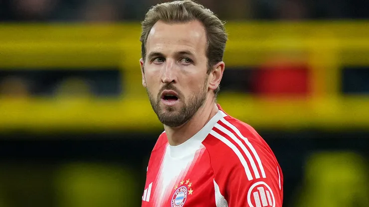 Harry Kane of FC Bayern Munich reacts during the Bundesliga match.