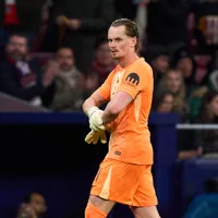 Kinsky thanks messages of support after tough Champions League debut with Tottenham