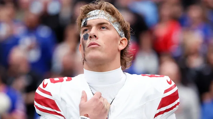 Jaxson Dart #6 of the New York Giants.