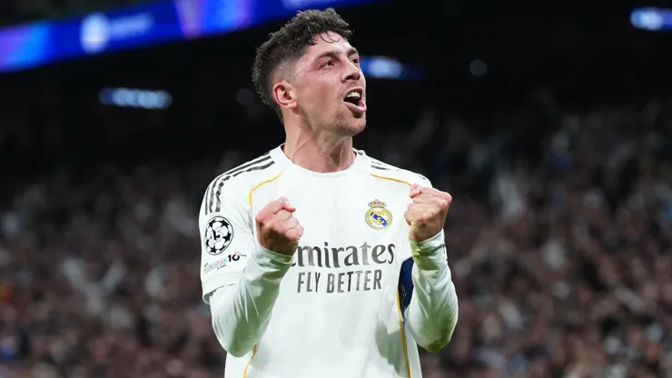 Federico Valverde celebrates a goal for Real Madrid vs Manchester City.