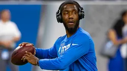 Quarterback Josh Johnson #4.