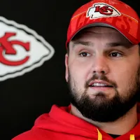 Mike Caliendo turns down offers to continue protecting Patrick Mahomes with the Chiefs