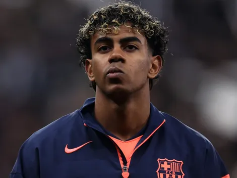 Why is Lamine Yamal not starting today for Barcelona vs Sevilla on 2025-26 LaLiga Matchday 28?