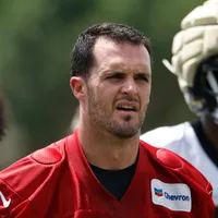 Carr admits interest in helping out Raiders amid comeback rumors