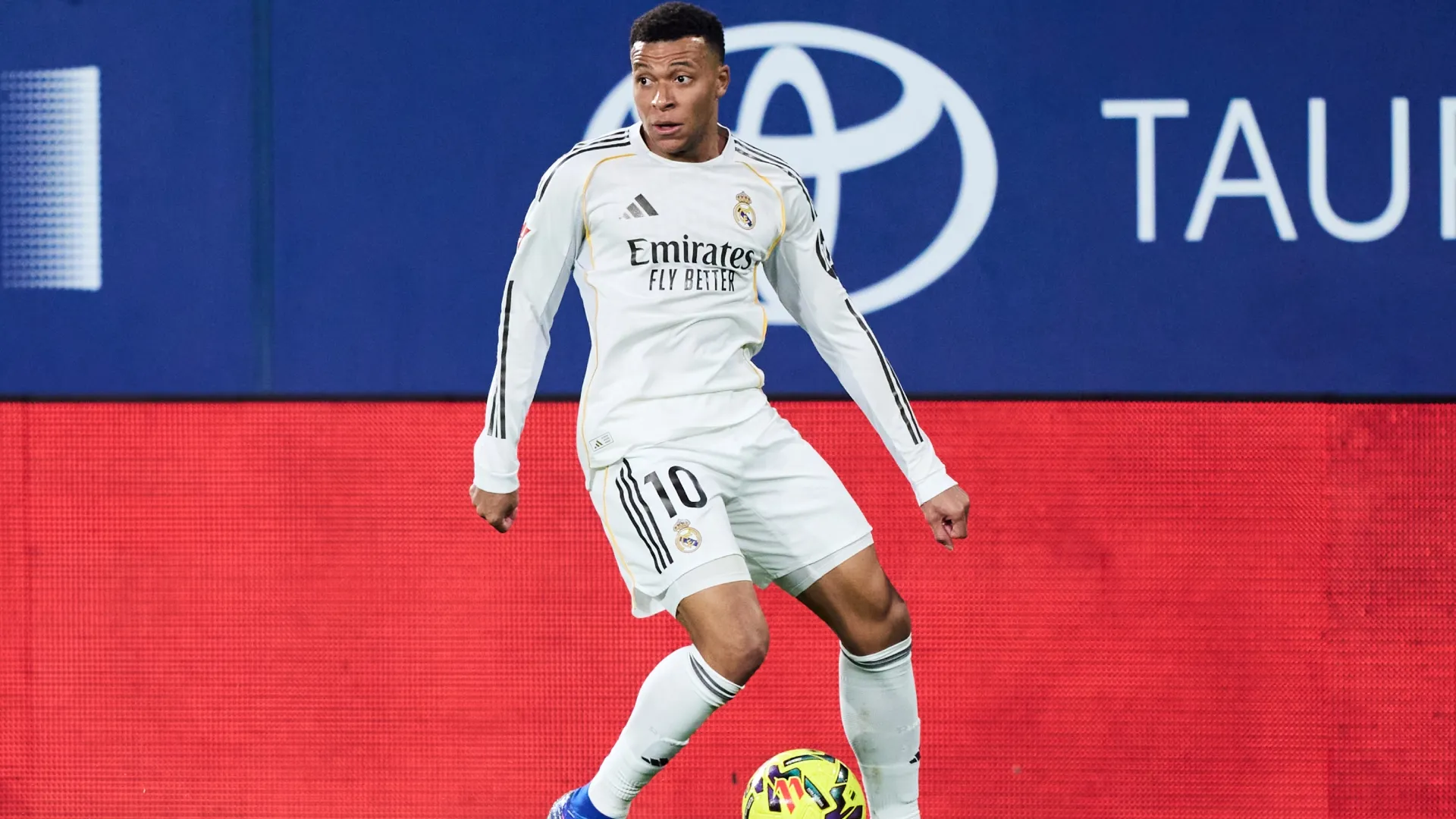 Kylian Mbappe of Real Madrid in action during a LaLiga EA Sports match in 2026 (Source: Juan Manuel Serrano Arce/Getty Images)