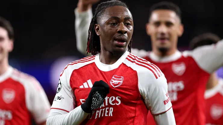Eberechi Eze of Arsenal celebrates scoring.