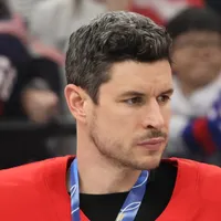 Crosby admits different mindset from Hughes on golden-goal puck controversy