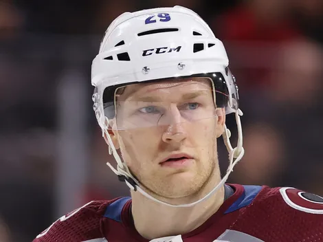 MacKinnon urges Avalanche to figure out divisional opponent