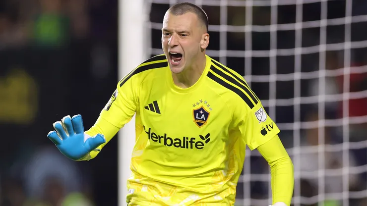 Novak Micovic of the Los Angeles Galaxy