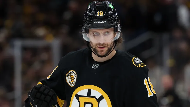 Pavel Zacha #18 of the Bruins skates against the Kraken.