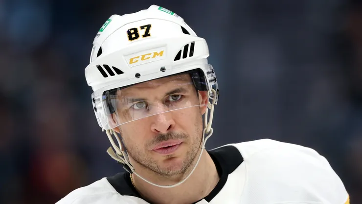 Sidney Crosby of the Pittsburgh Penguins