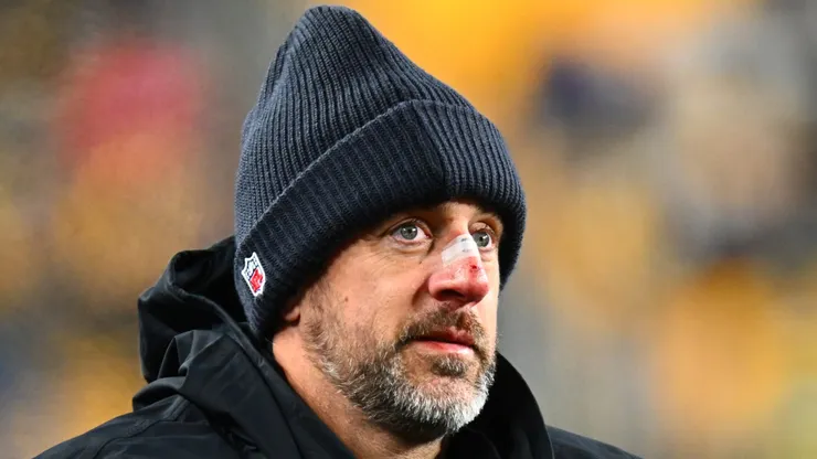Aaron Rodgers quarterback of the Pittsburgh Steelers
