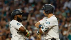 Randy Arozarena celebrates with Cal Raleigh