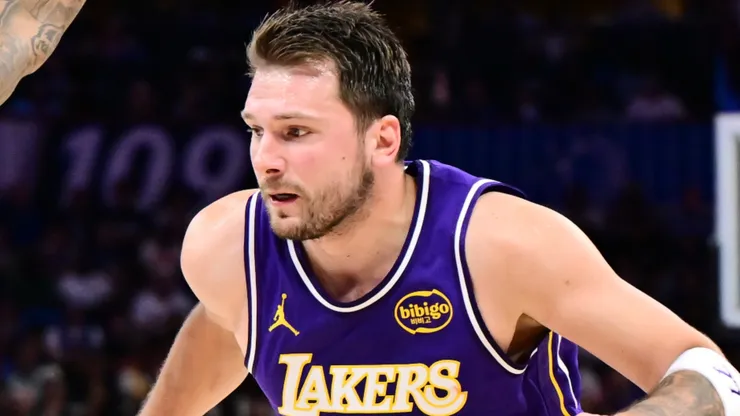 Luka Doncic #77 of the Los Angeles Lakers goes to the basket.