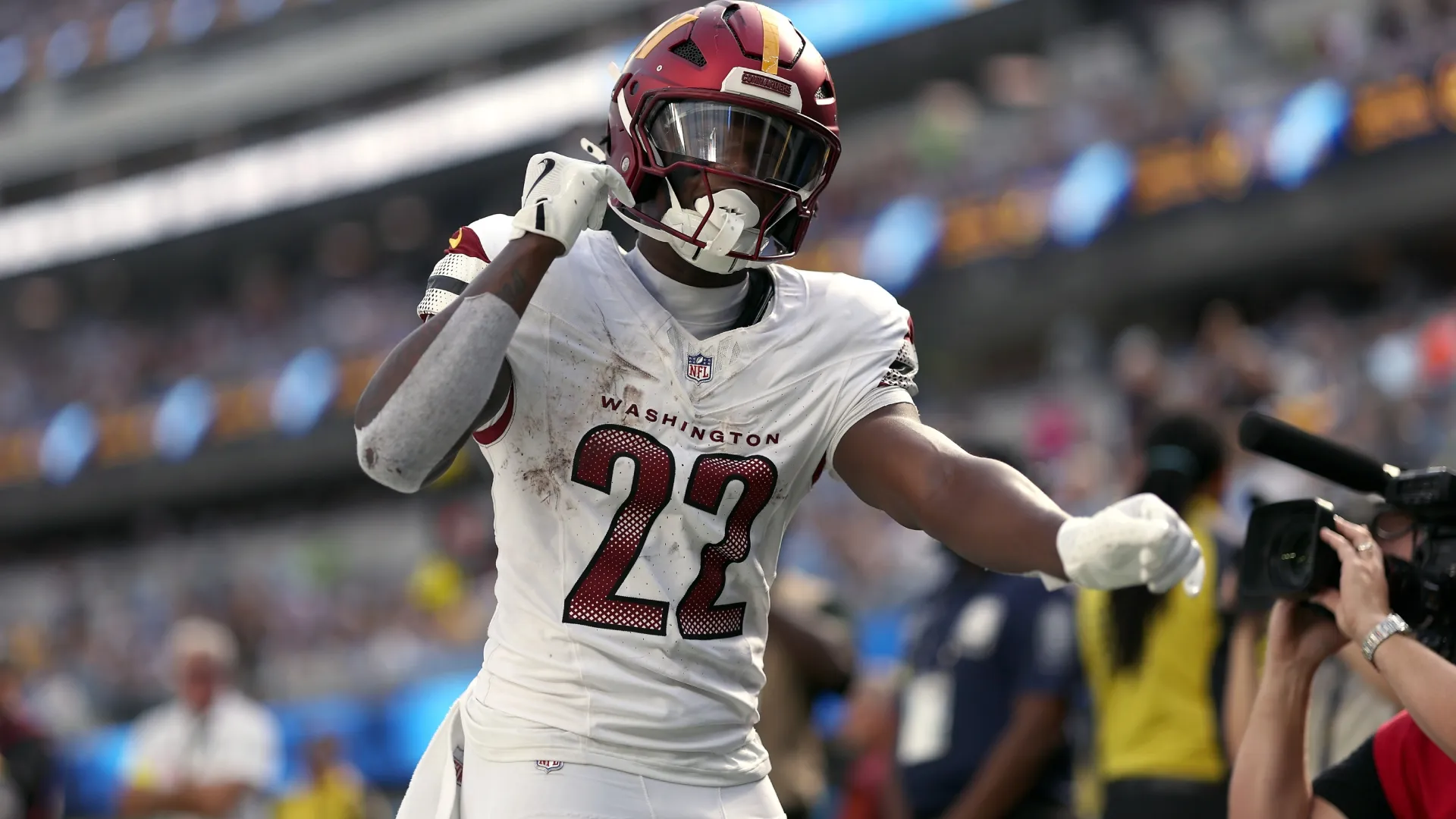 Jacory Croskey-Merritt #22 of the Washington Commanders