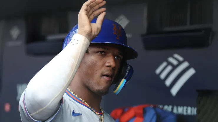 Luis angel Acuña during his time with Mets