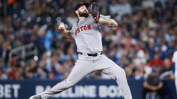 Lucas Giolito #54 of the Boston Red Sox pitches.