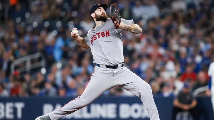 Lucas Giolito #54 of the Boston Red Sox pitches.