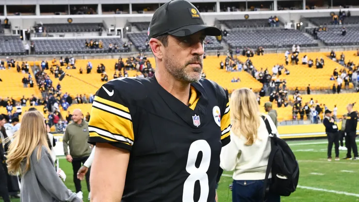 Aaron Rodgers #8 of the Pittsburgh Steelers.