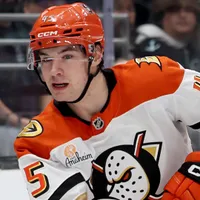 NHL fines Ducks' Sennecke after second citation