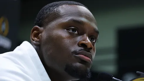 With NY Giants in contention, Love admits he'd love to stay at Notre Dame