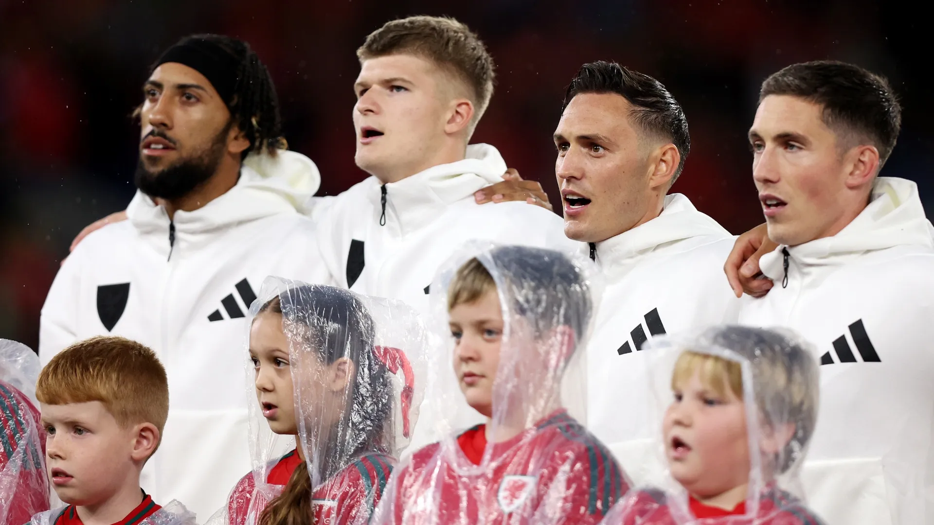 Wales players sing their national anthem prior to the UEFA Nations League 2024/25 League B Group B4 match (Source: Ryan Hiscott/Getty Images)