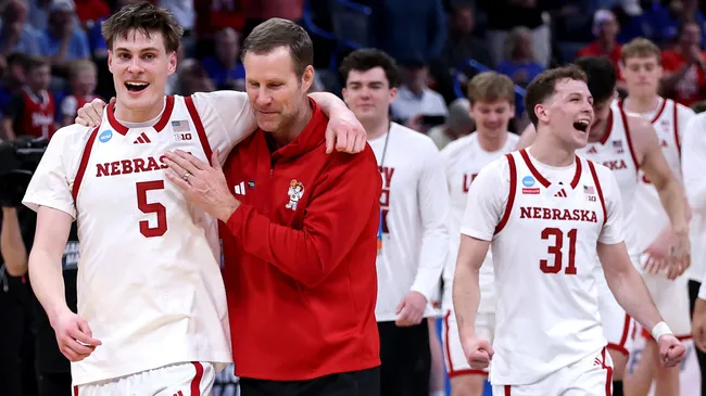 Coach Fred Hoiberg and Braden Frager of the Nebraska Cornhuskers in 2026 March Madness (Source: Stacy Revere/Getty Images)
