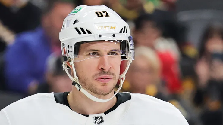 Sidney Crosby with the Pittsburgh Penguins
