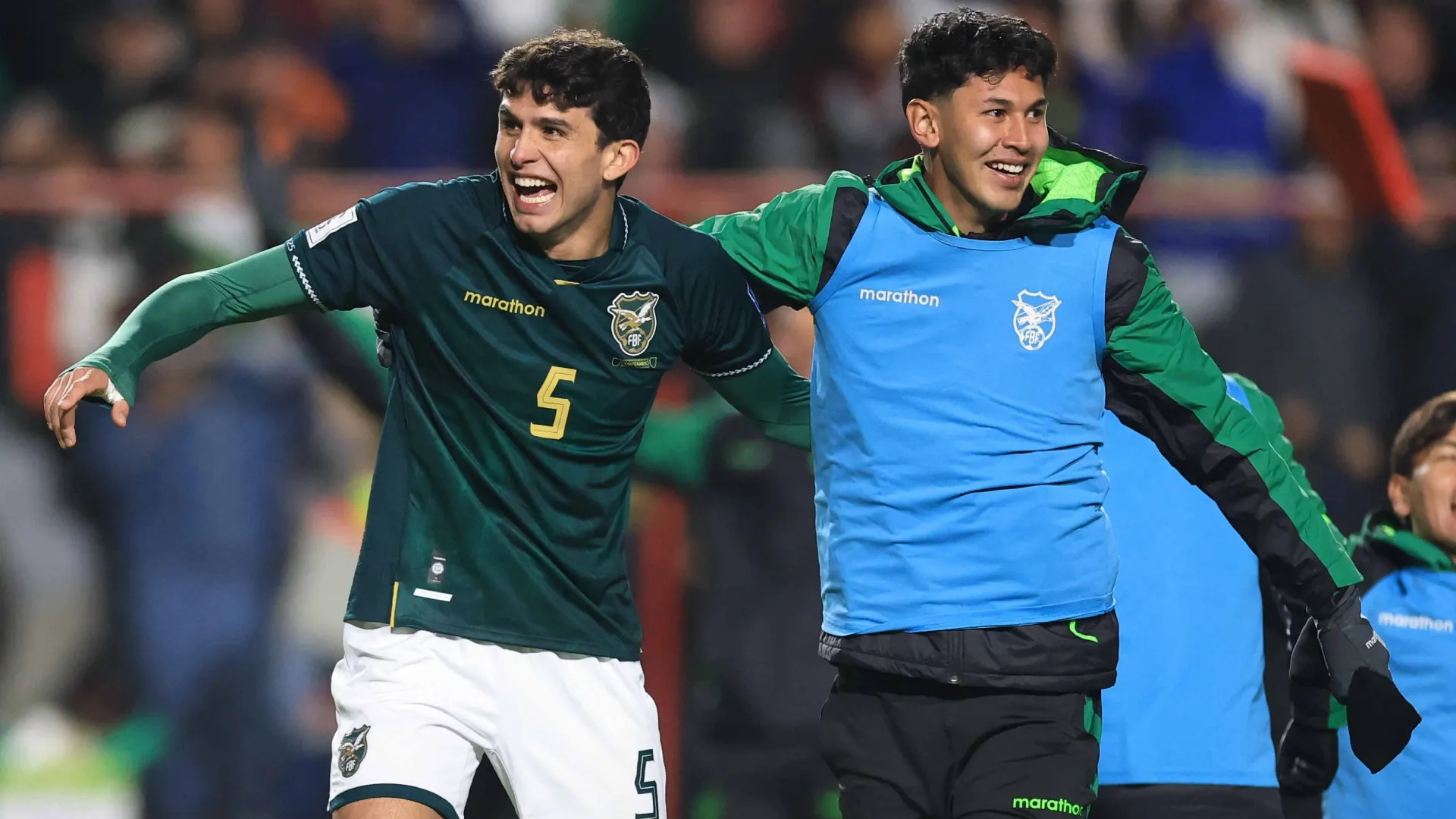 Efraín Morales of Bolivia and teammates celebrate after qualifying for the FIFA Inter-confederation Play-offs (Source: Buda Mendes/Getty Images)