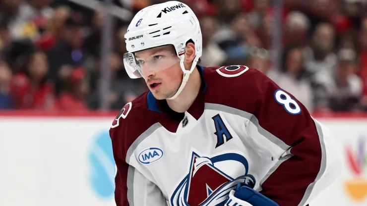 Cale Makar #8 of the Avalanche handles the puck.