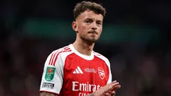 Ben White of Arsenal applauds the fans during the Carabao Cup Final match in 2026.