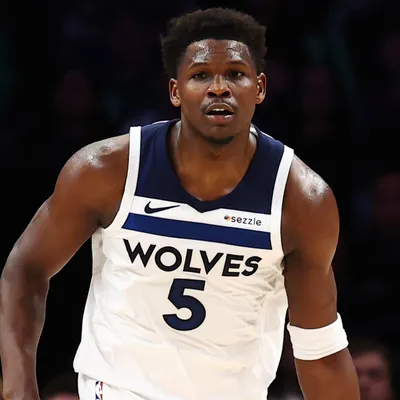 Is Anthony Edwards playing tonight, April 3, for Timberwolves vs 76ers at Wells Fargo Center?