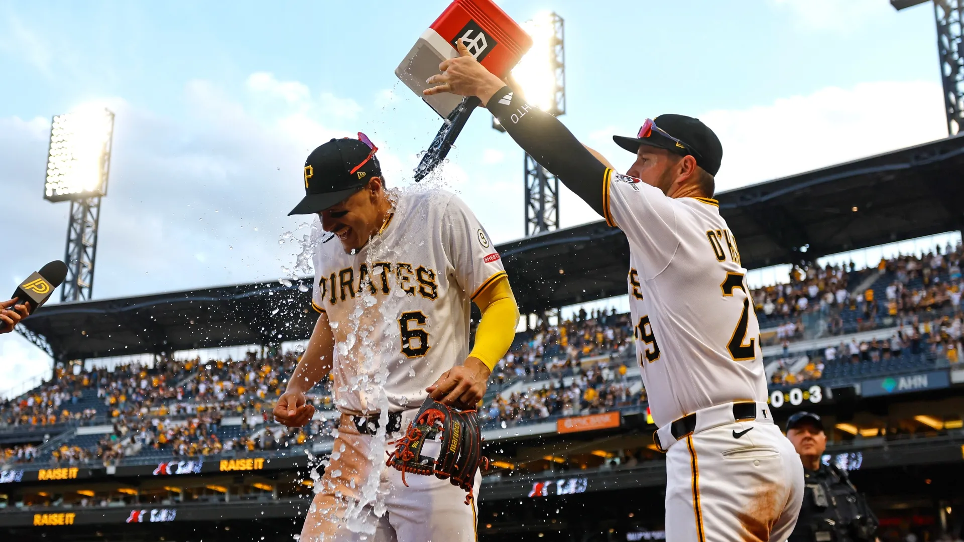 Konnor Griffin #6 of the Pirates in action in his major league debut. Justin K. Aller/Getty Images