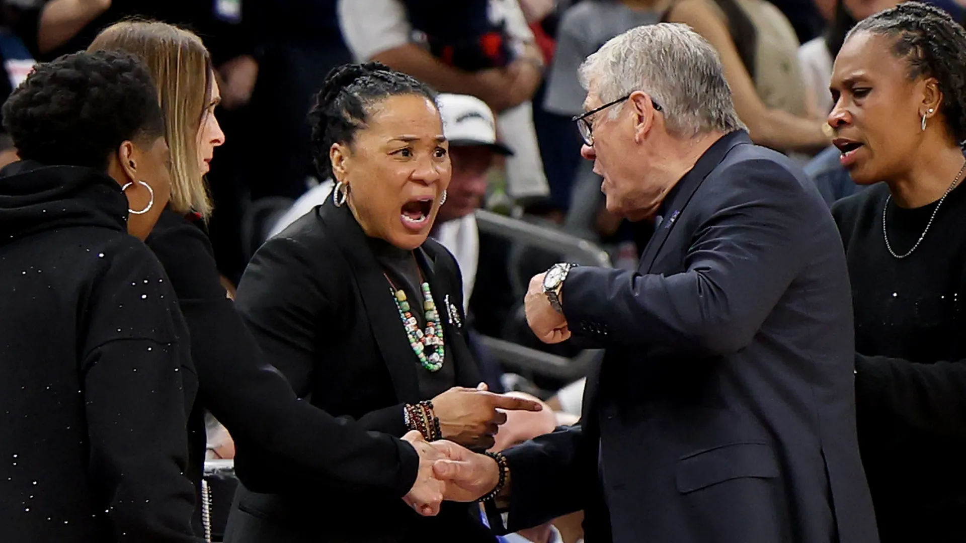 Geno Auriemma with Dawn Staley