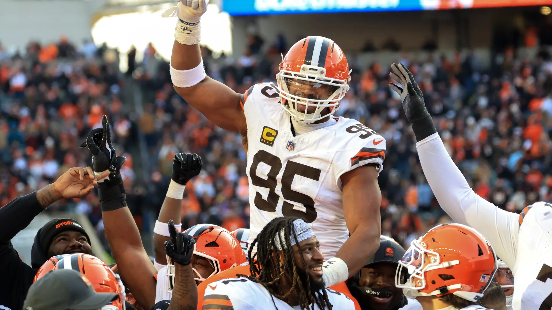 Myles Garrett celebrates after breaking the NFL single-season sack record in 2026 (Source: Justin Casterline/Getty Images)