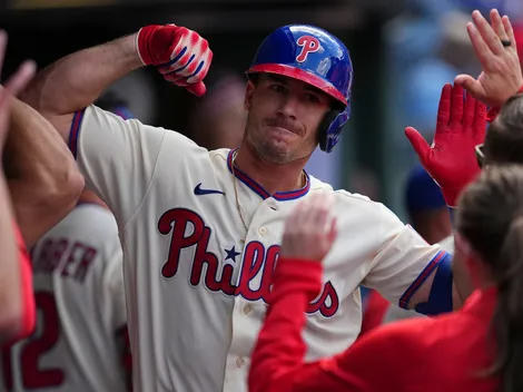 Realmuto avoids lengthy injury after foot scare