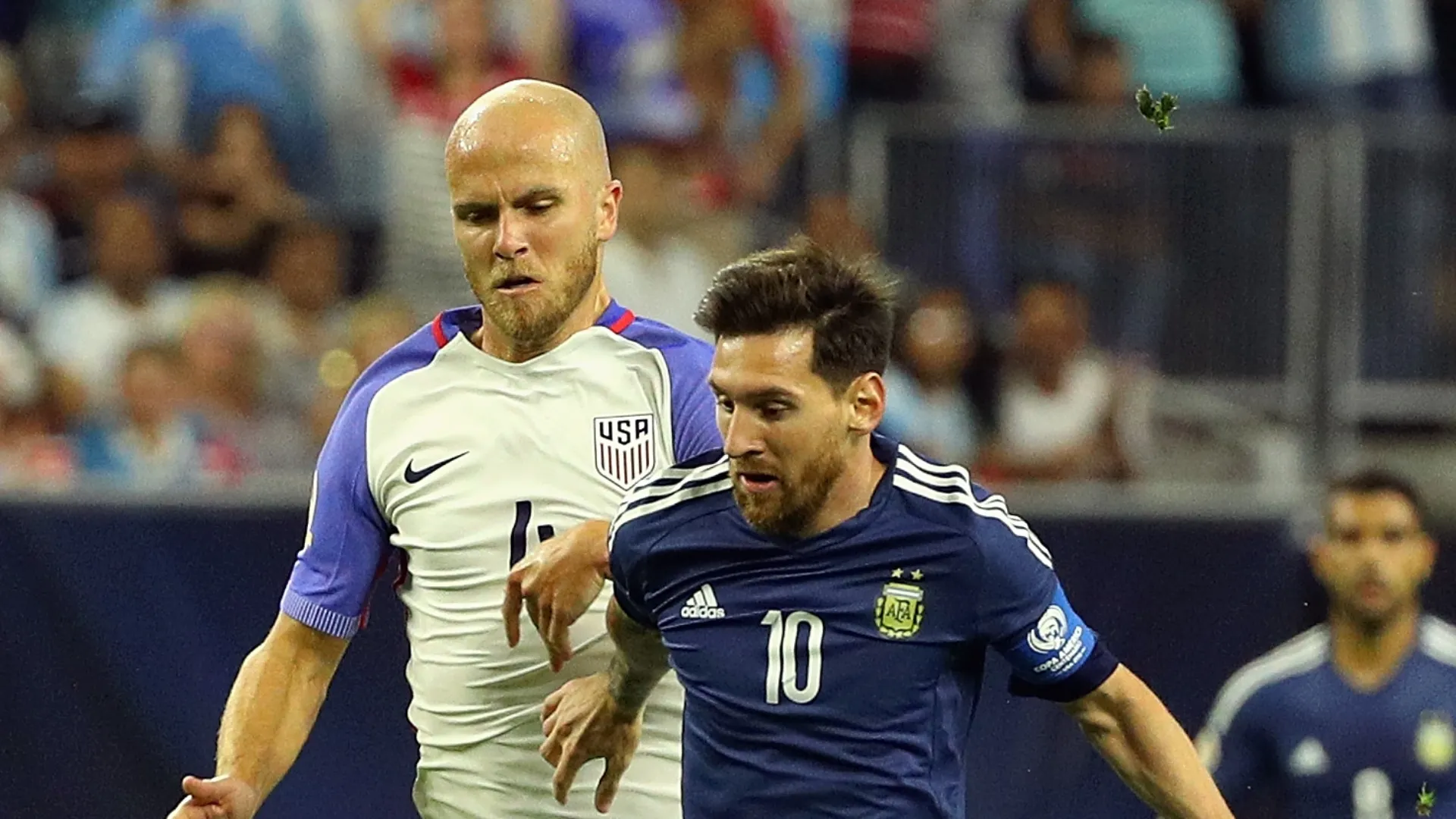 Lionel Messi (right) against Michael Bradley during the 2016 Copa America Centenario semifinals.