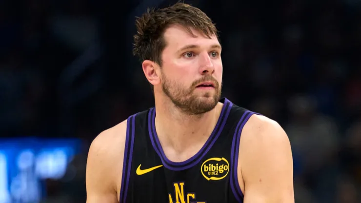 Luka Doncic #77 of the Los Angeles Lakers brings the ball up.