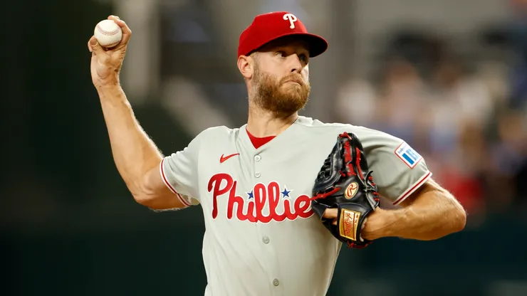 Zack Wheeler #45 of the Phillies pitches against the Rangers.