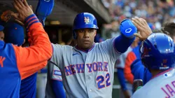Juan Soto #22 of the New York Mets celebrates with teammates.