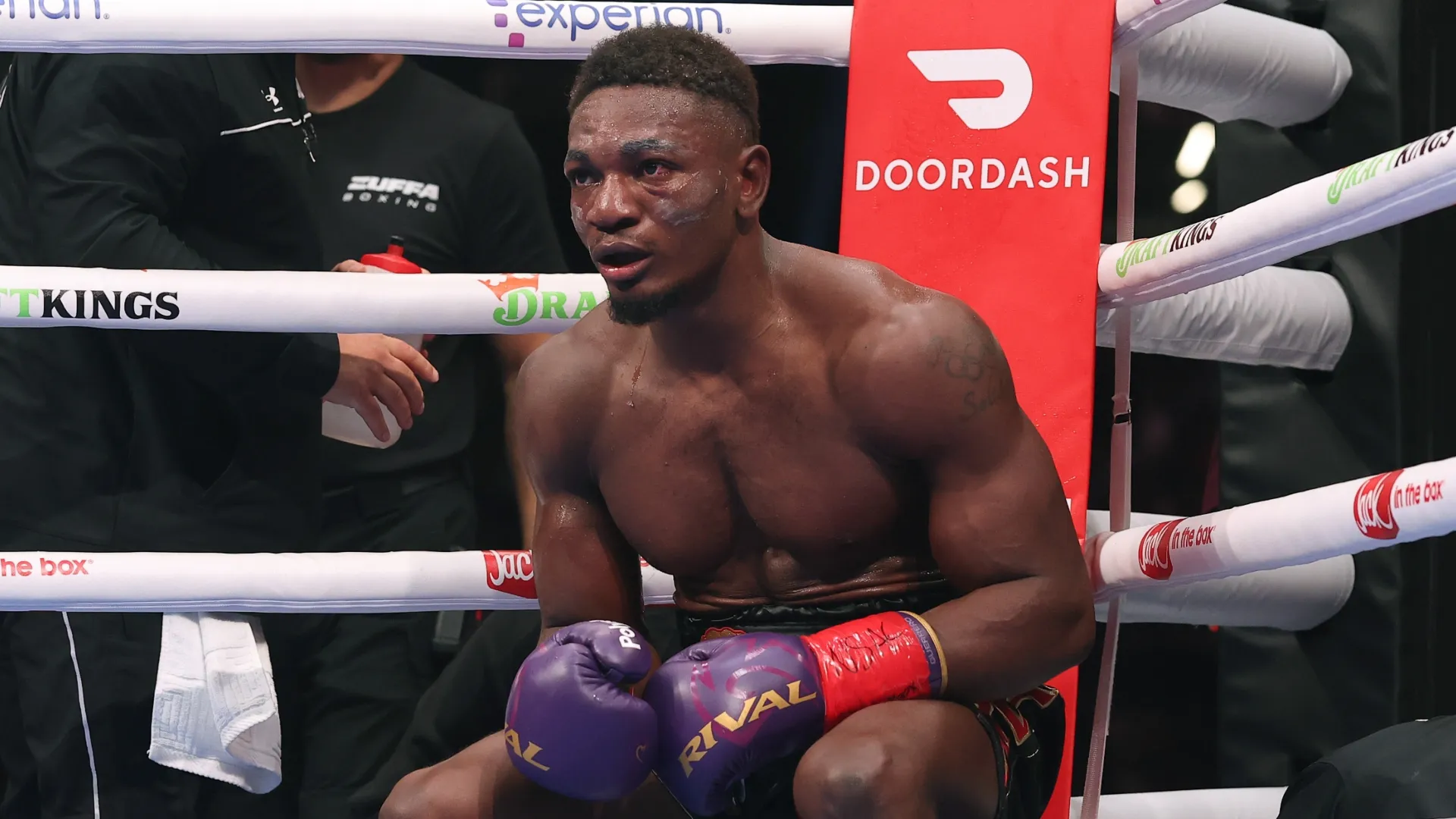 Christian M’billi (R) look on from his corner against Lester Martinez (not pictured). Sarah Stier/Getty Images