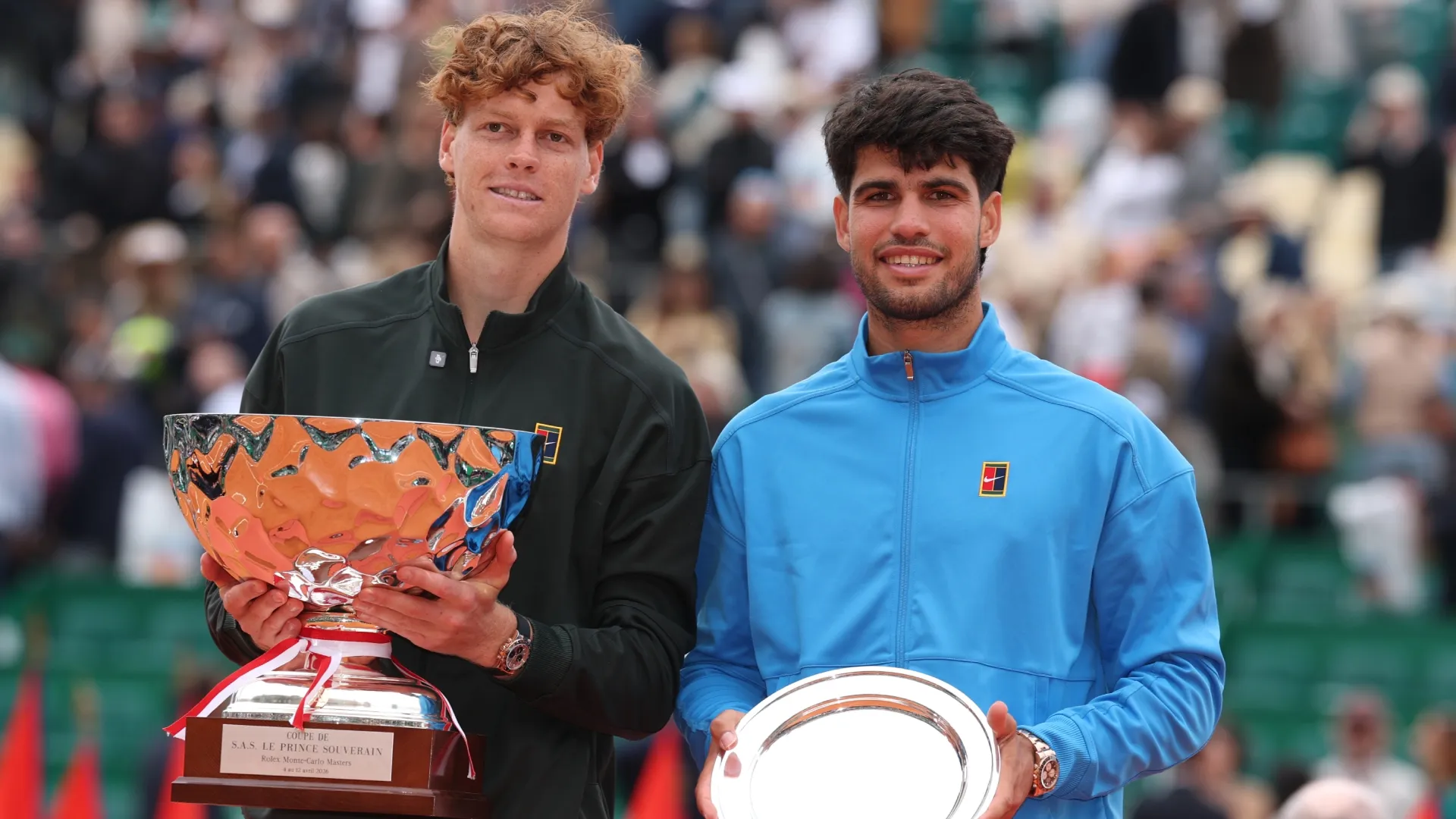 Jannik Sinner and Carlos Alcaraz possing