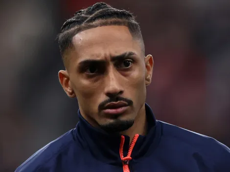 Why isn't Raphinha playing today for Barca vs Atletico?