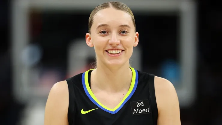 Paige Bueckers #5 of the Dallas Wings.