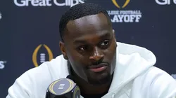 Jeremiyah Love #4 of the Notre Dame Fighting Irish